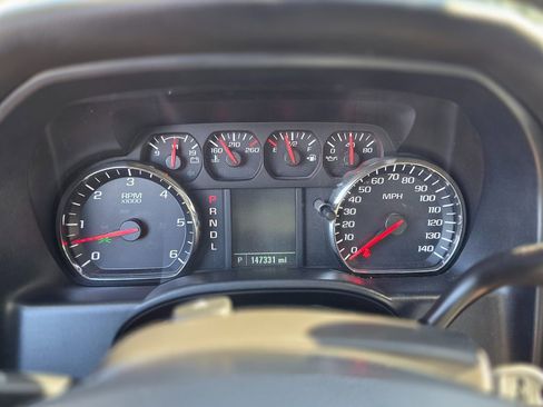 Used 2018 Chevrolet Silverado 1500 Custom w/ Trailering Package image 24