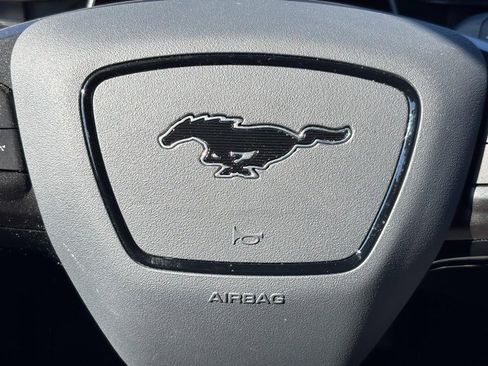 Used 2025 Ford Mustang Mach-E Premium image 19