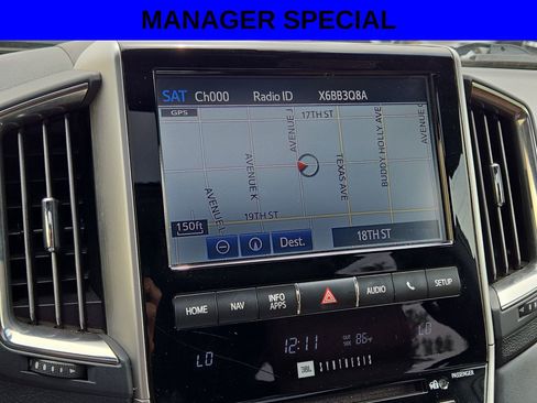 Used 2019 Toyota Land Cruiser AWD/4WD image 19