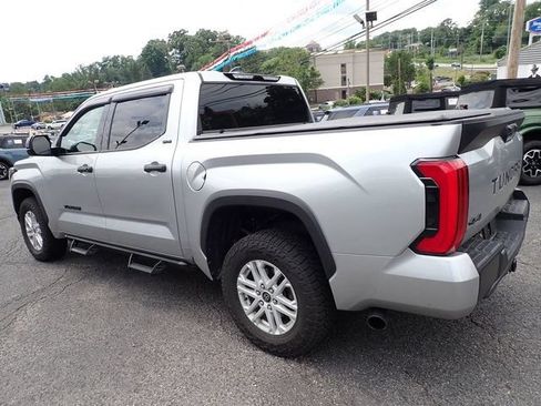 Used 2022 Toyota Tundra SR5 AWD/4WD image 4