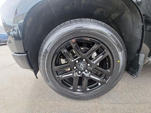 Used 2023 Chevrolet Silverado 1500 Custom RWD image 34