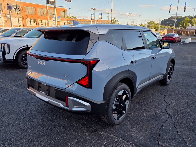 New 2027 Kia Seltos S AWD/4WD image 7