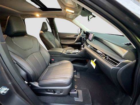 Used 2026 INFINITI QX60 Luxe w/ Cargo Package image 32