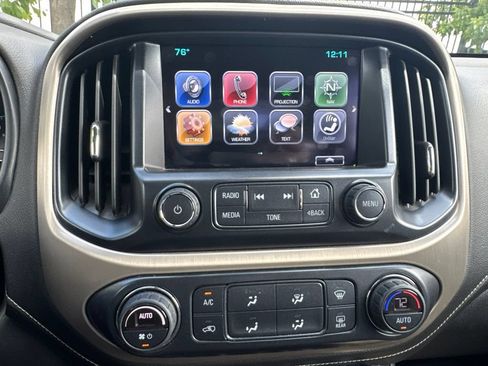 Used 2017 GMC Canyon Denali AWD/4WD image 5