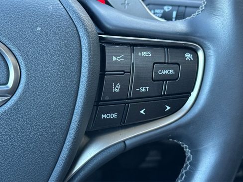 Used 2019 Lexus ES 350 Luxury image 29