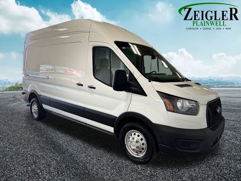 Used 2025 Ford Transit 250 148 High Roof AWD image 7