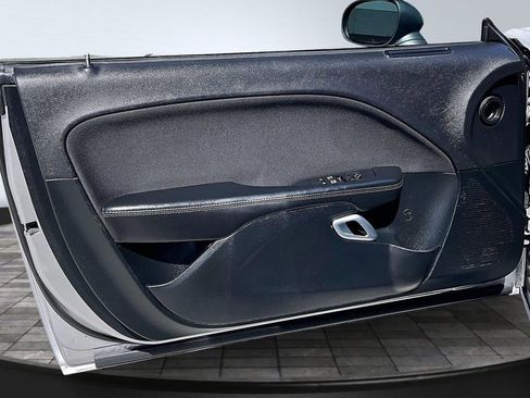 Certified 2016 Dodge Challenger SXT image 13