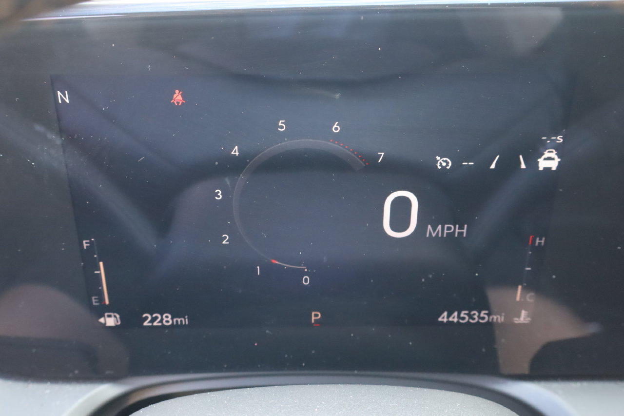Used 2024 Buick Encore GX Sport Touring w/ Comfort Package FWD image 9
