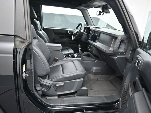 Certified 2025 Ford Bronco Badlands AWD/4WD image 23