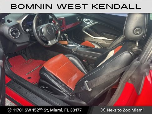 Used 2019 Chevrolet Camaro LT image 3