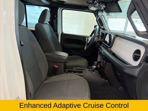 Used 2024 Jeep Wrangler Sport S image 34