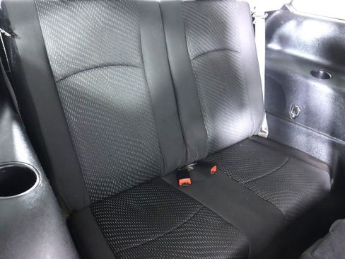 Used 2018 Dodge Journey SXT FWD image 33