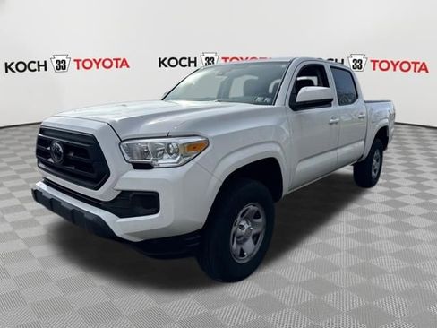 Used 2023 Toyota Tacoma SR image 3