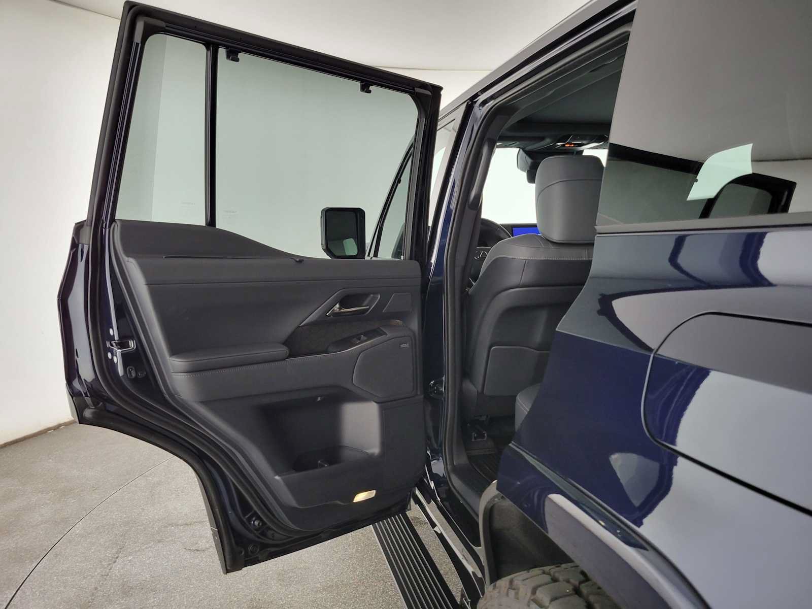 Used 2026 Lexus GX 550 w/ Cold Area Package AWD/4WD image 17