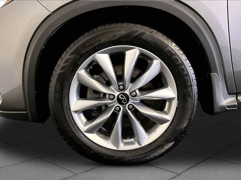 Used 2022 INFINITI QX50 Essential AWD/4WD image 11