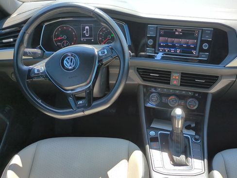 Used 2020 Volkswagen Jetta R-Line image 28