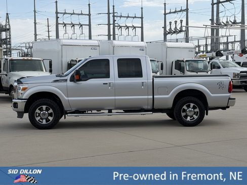 Used 2014 Ford F250 Lariat w/ Lariat Interior Package AWD/4WD image 9