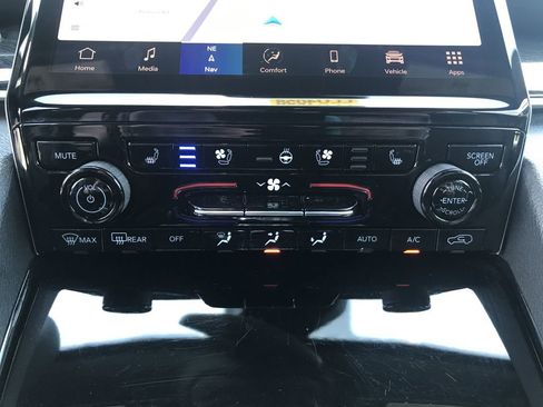 Used 2022 Jeep Grand Cherokee Trailhawk AWD/4WD image 26