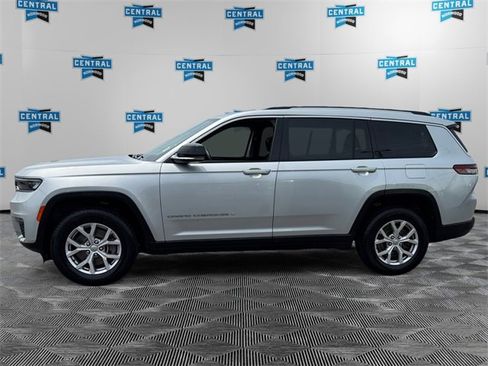 Certified 2022 Jeep Grand Cherokee L Limited image 3