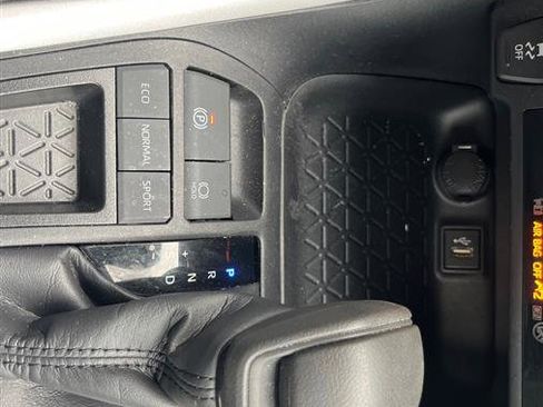 Used 2024 Toyota RAV4 XLE image 19