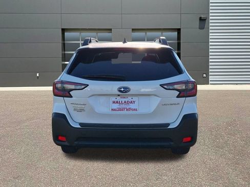 Certified 2025 Subaru Outback Premium AWD/4WD image 7
