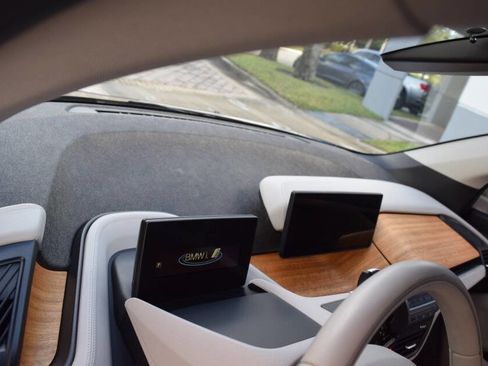 Used 2018 BMW i3 image 70