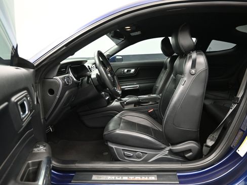 Used 2019 Ford Mustang GT Premium w/ GT Performance Package image 8