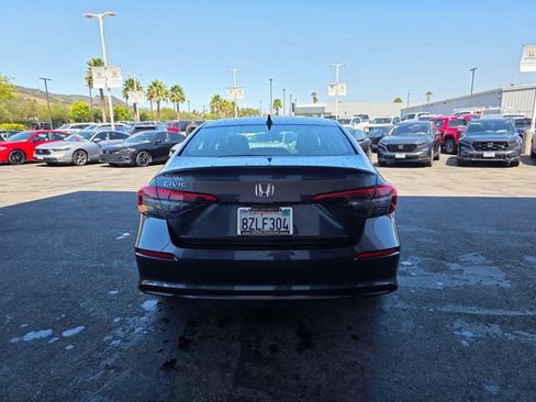 Used 2022 Honda Civic EX image 11
