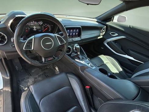 Used 2021 Chevrolet Camaro SS RWD image 17