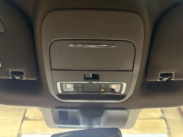 New 2027 Ford F350 King Ranch w/ Tremor Off-Road Package AWD/4WD image 17