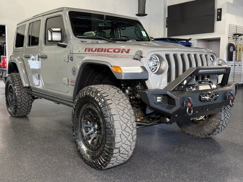 Used 2020 Jeep Wrangler Unlimited Rubicon image 2