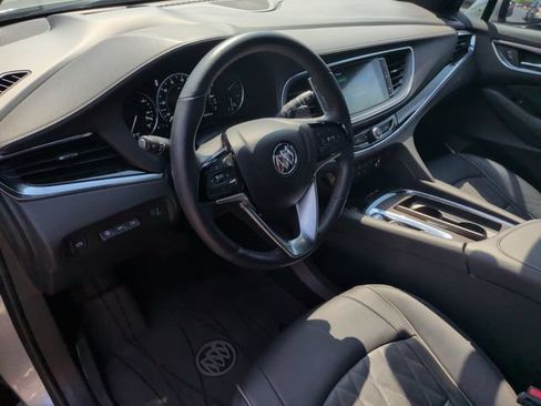 Used 2023 Buick Enclave Avenir w/ Avenir Technology Package AWD/4WD image 18