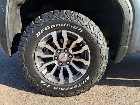 Used 2019 GMC Sierra 1500 AT4 w/ AT4 Premium Package image 9