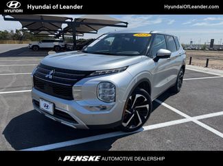 Used 2024 Mitsubishi Outlander SE video 1