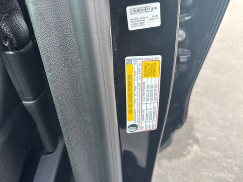 Used 2024 Chevrolet Equinox LT image 12