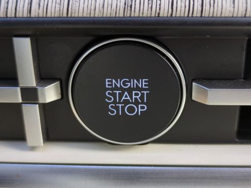 Certified 2025 Hyundai Santa Fe Calligraphy image 28