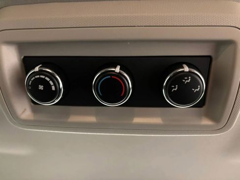 Used 2019 Dodge Journey SE w/ Connectivity Group AWD/4WD image 34
