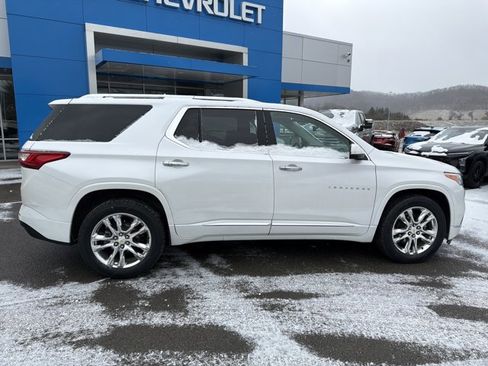 Used 2021 Chevrolet Traverse High Country w/ LPO, Floor Liner Package image 3