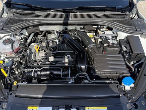 Used 2025 Volkswagen Jetta Sport FWD image 31