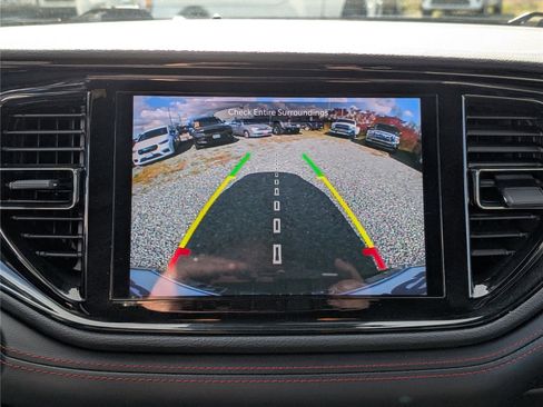 Used 2023 Dodge Durango GT image 28