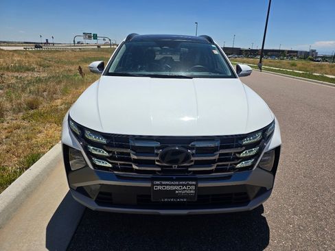 Used 2025 Hyundai Tucson Limited AWD/4WD image 9