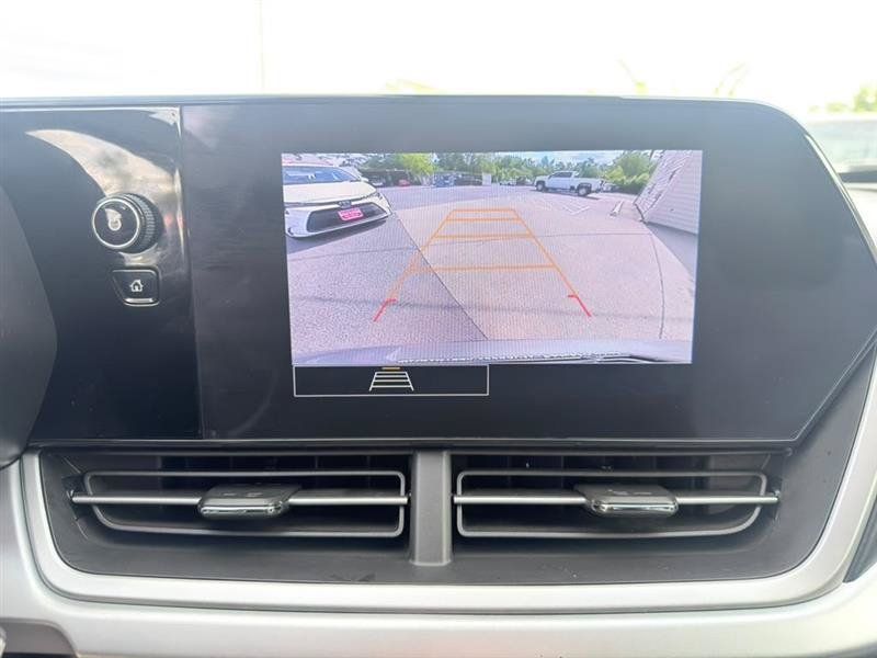 Used 2024 Chevrolet Trax LS w/ Driver Confidence Package FWD image 17