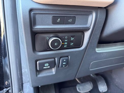 Used 2024 Ford Expedition Max Limited image 21