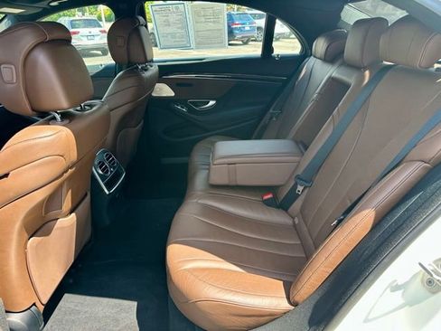 Used 2017 Mercedes-Benz S 550 4MATIC Sedan image 19