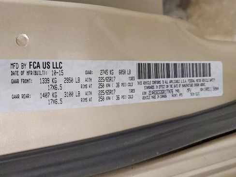 Used 2016 Dodge Grand Caravan SXT image 17