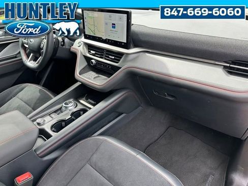 Used 2025 Ford Explorer ST AWD/4WD image 9