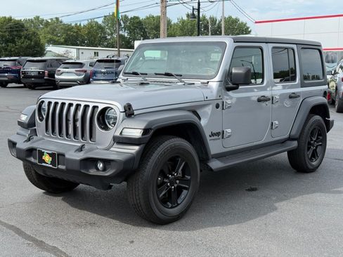 Used 2020 Jeep Wrangler Unlimited Sport AWD/4WD image 4