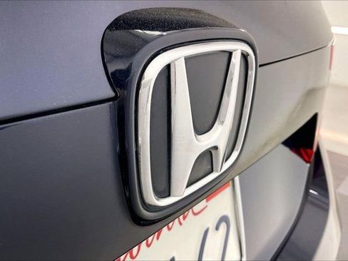 Used 2019 Honda Accord LX image 7