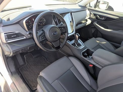 Used 2025 Subaru Outback Onyx Edition image 23