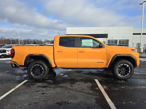 New 2026 GMC Canyon AT4 image 9